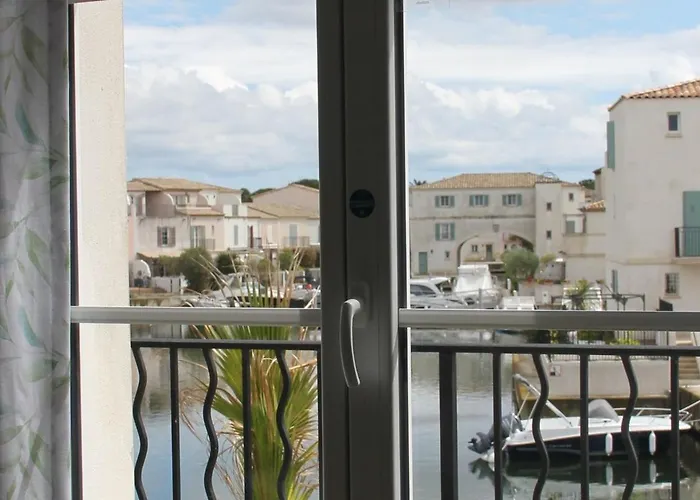 Casa de Férias La Bateliere, Entre Mer, Camargue Et Canaux *